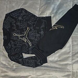 Jordan 2 piece set
